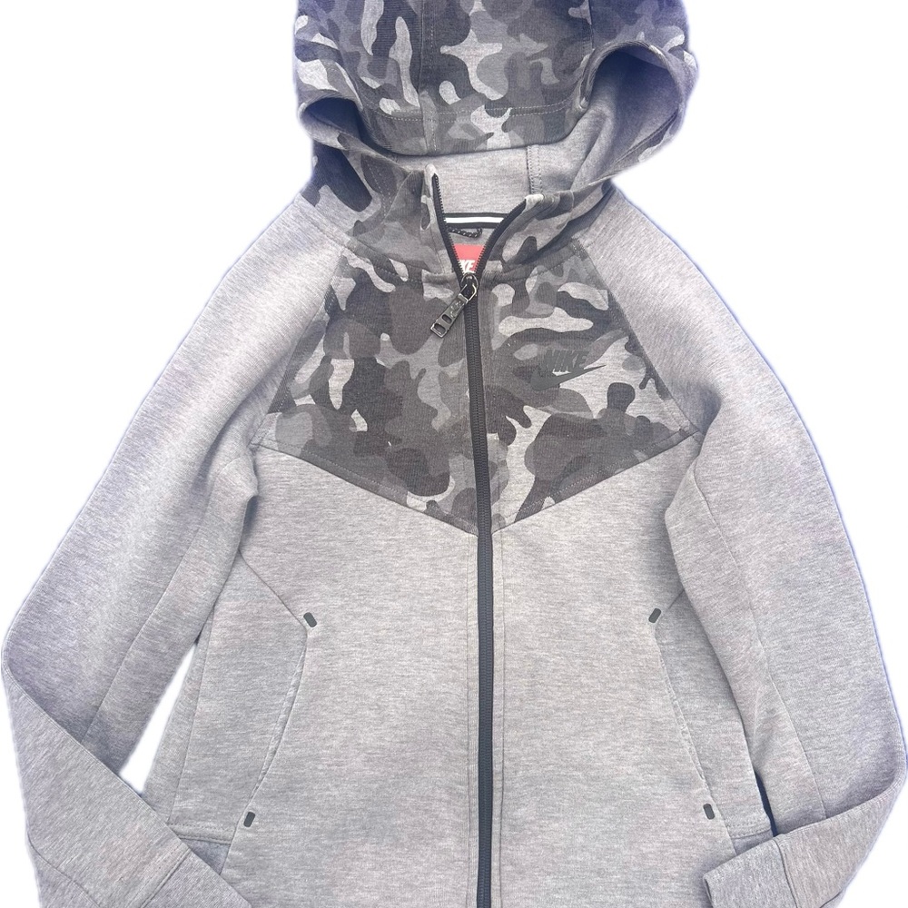 Nike Kids Gray and Black Camo Hoodie